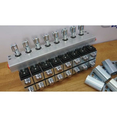 ACTUATOR BLOCK MOD 10 FOR 8 FUNCTION 24V