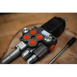 Monoblock Directional Control Valve 40 L/Min (11GPM) 2 Section With Joystick + Swimming Function