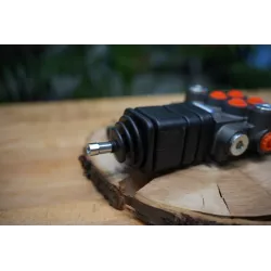 Monoblock Directional Control Valve 40 L/Min (11GPM) 2 Section With Joystick + Swimming Function