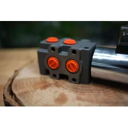 24V Solenoid Directional Valve 90 L/min 6/2 Divider for 3rd Function