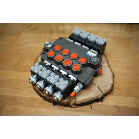 4-Spool Directional Hydraulic Electric Valve 12V DC – 80 L/Min