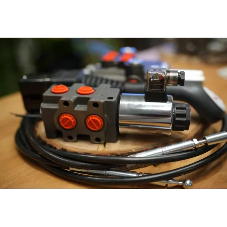 Hydraulic Valve Kit 3 Functions 80 L/Min 21 GPM with Joystick