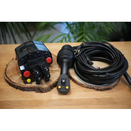 Electric Proportional Joystick + 2rd Function Walvoil DLM142/2 80 L/Min 21 GPM