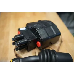 Electric Proportional Joystick + 2rd Function Walvoil DLM142/2 80 L/Min 21 GPM