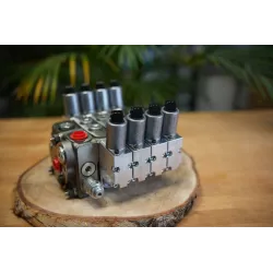 Proportional Valve Walvoil DPX50 4 Functions Hydraulic Control Valve