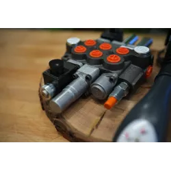 Hydraulic Valve Kit 3 Function 40l/min (11GMP) Monoblock 2p40 with one float function + Third Electric + Joystick