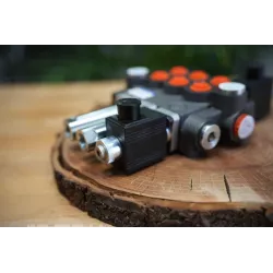 Hydraulic Valve 3 Function 40l/min (11GMP) Monoblock 2p40 with one float function + Third Electric