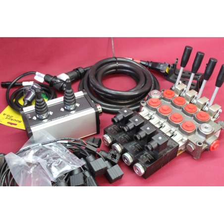 Galtech Directional Control Valve 4-Spool 60 L/Min Q45 (16 GPM) + Control Panel With 2 Joystick With Cables 24V