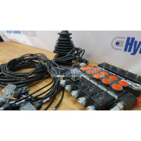 4 positions joystick 7 buttons + Monoblock Vave 5-spool hydraulic solenoid 50 l/min 13GPM 12VDC