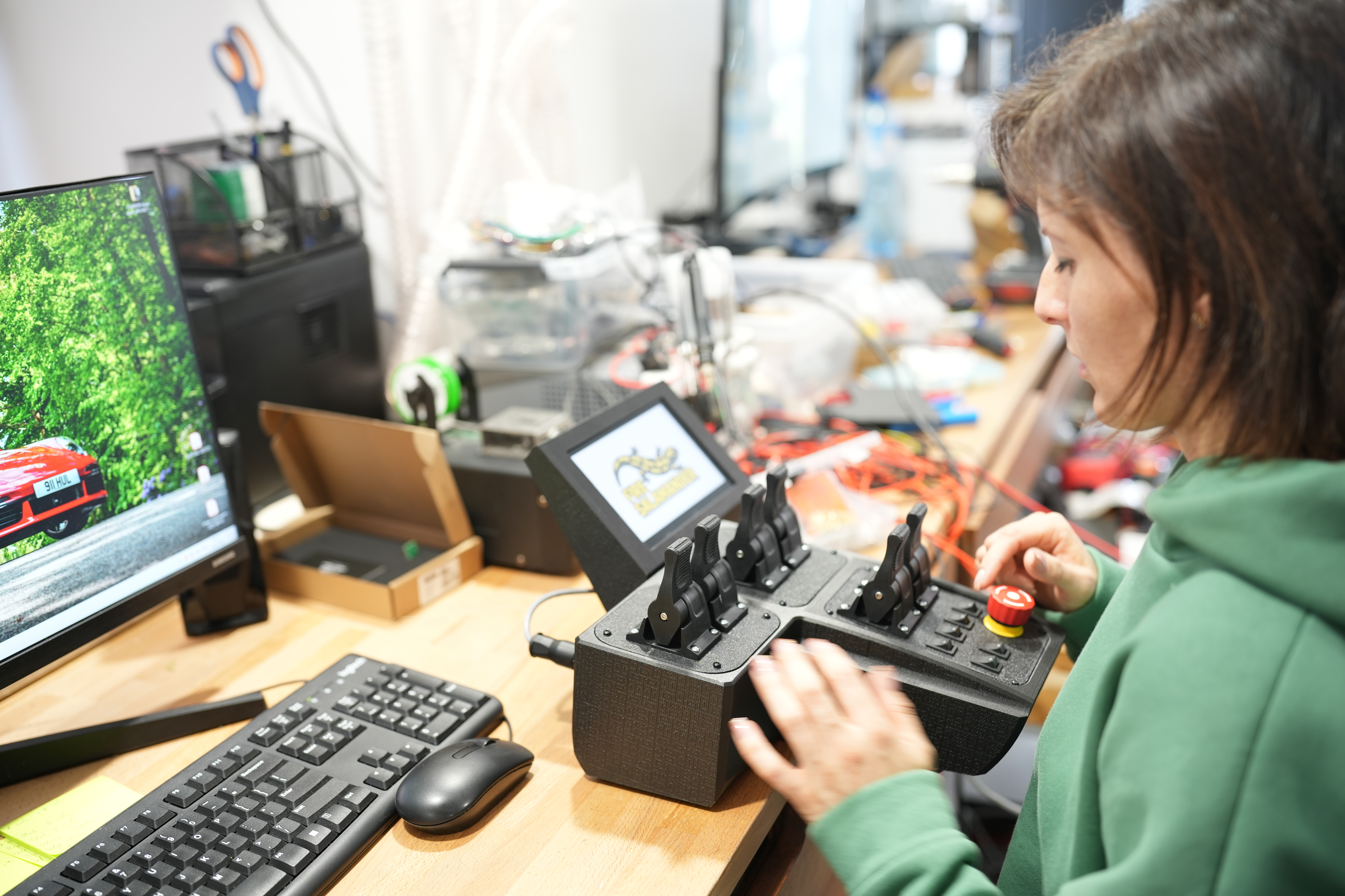 Radio Remote with extra Joysticks to control from cabine