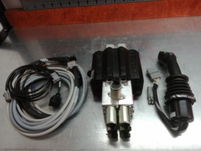Akon 92l/min with joystick Fully proportional valve for loader 