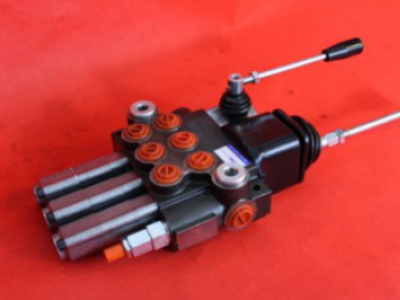 Hydraulic loader control valve